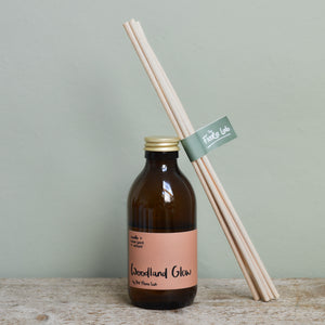 <b>Woodland Glow Diffuser With Natural Rattan Reeds</b> <br> Vanilla + Warm Spices + Vetiver