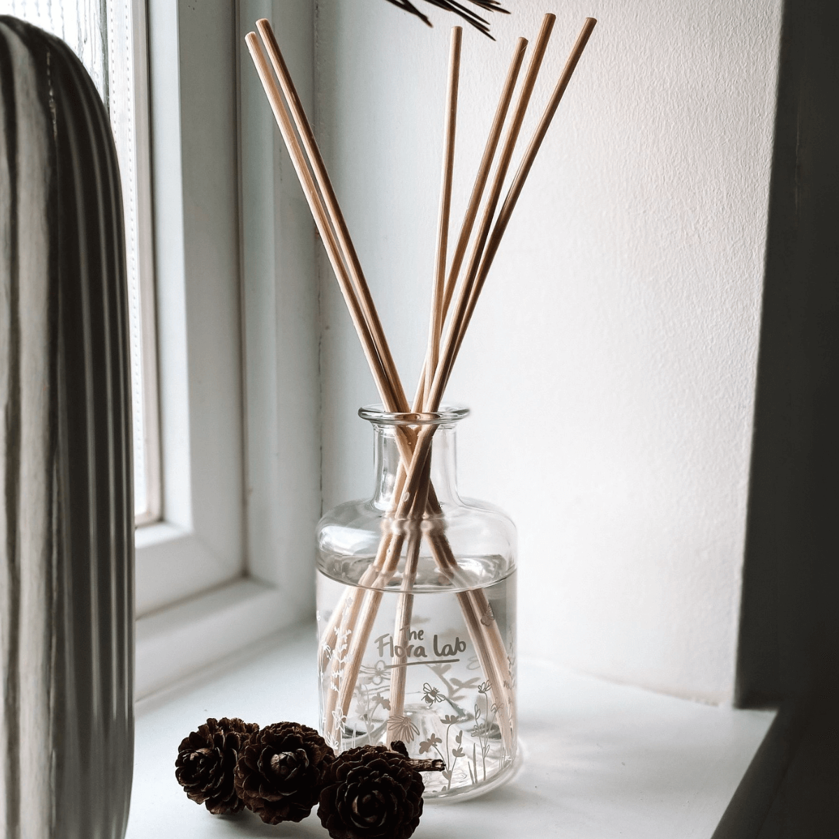 everlasting-refillable-reed-diffuser