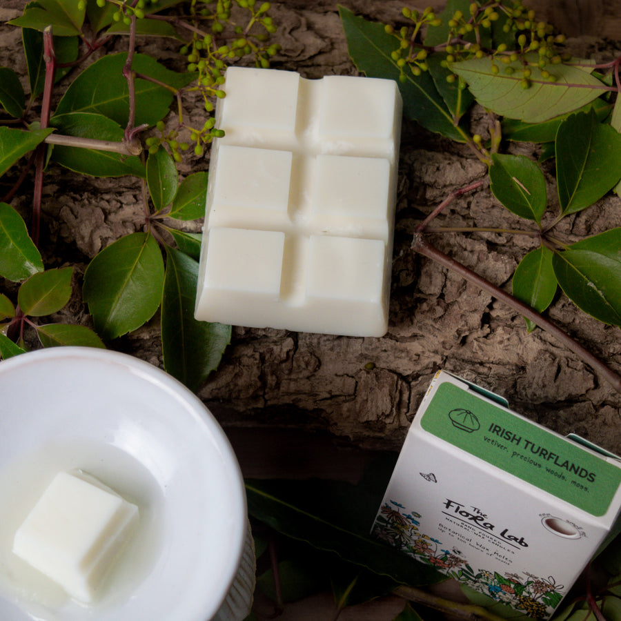 <b>Irish Turflands Wax Melt Bar</b> <br> Vetiver + Precious Woods + Moss